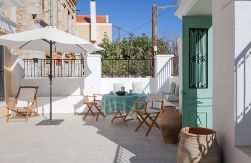 Symi Villa | Casa Rinio - Traditional Symi Mansion