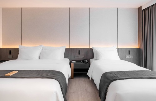 Khlong San Hotel | Cascade Hotel Bangkok