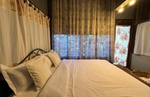 Chalong House | Cashew Garden House