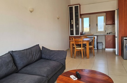 Maleme Villa | Cassiopeia 3-Bedroom House on beach with pool