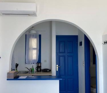 Drios House | Cavos Studio by the sea (West)