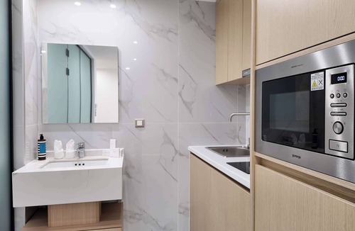 Piraeus Apartment | CC LUX Standard Double Room 402