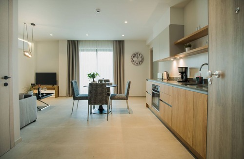 Agios Nikolaos Town House | CELINE LUXURY APARTMENTS & SUITES