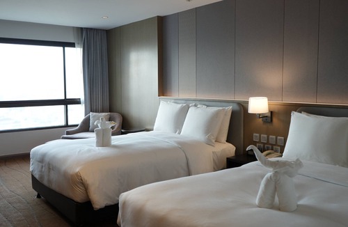 Wat Ket Hotel | Centara Riverside Hotel Chiang Mai