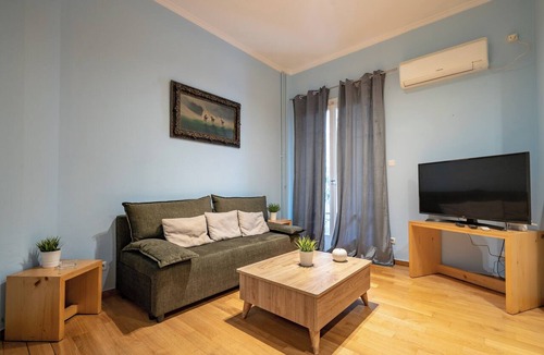 Neapoli Apartment | Central Athens Apt Patio View by MPS
