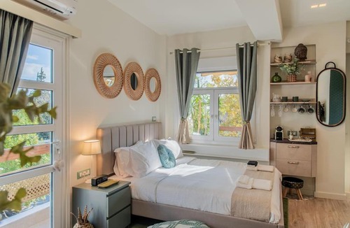 Kifisia Apartment | Central Kifissia LÍMε Malomar Homing