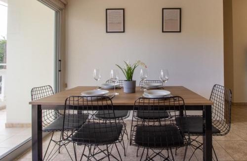 Lykabittos Apartment | Central & Peaceful Nicosia 2BR