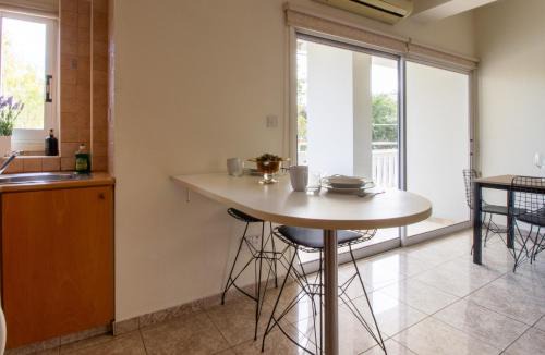 Lykabittos Apartment | Central & Peaceful Nicosia 2BR