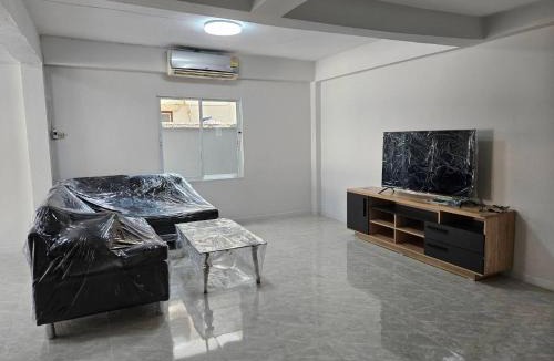 San Sai Bed & Breakfast | CG BNBHOTEL