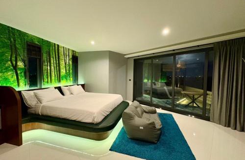 Bang Rak Phatthana Hotel | Chainam-Charmchuree residences cafe and spa
