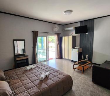 Chaiyaphum House | Chambre d'hôte chez Pat - Thailande authentique