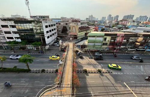 Dao Khanong Apartment | Chao phaya house Near Asiatique