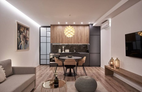 Kolonaki Apartment | Charitos boutique Apt, Kolonaki