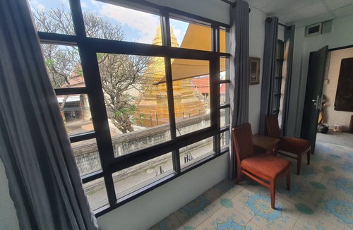 Chang Moi House | Charming boutique Guest Retreat in the old city Chiang Mai