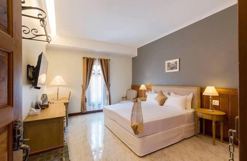 Nakhon Sawan Hotel | Chateau de Bear Hotel