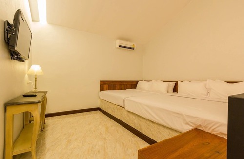 Nakhon Sawan Hotel | Chateau de Bear Hotel