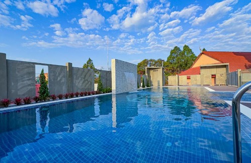 Kampot Hotel | Chateau Kampot