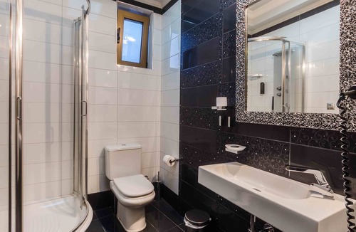 Loutraki Hotel | Chateau Rond Boutique Hotel & Spa