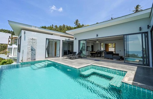 Bophut Villa | Chaweng noi Seaview villa with 5 bedroom