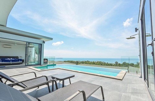 Bophut Villa | Chaweng noi Seaview villa with 5 bedroom