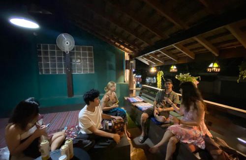 Chang Khlan Hostel | Chiang Mai Home