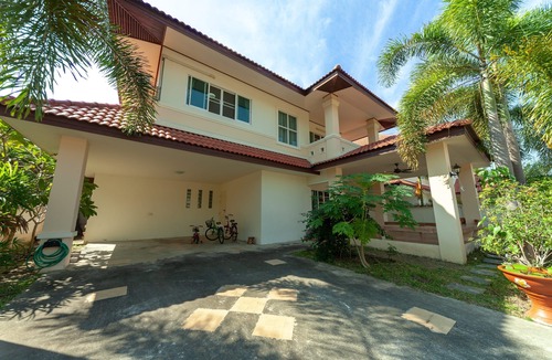 Hang Dong Villa | Chiang Mai Rungarroon Villa-Free Airport Pick-up & Breakfast