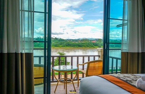Chiang Khong Hotel | Chiangkhong Teak Garden Riverfront Onsen Hotel