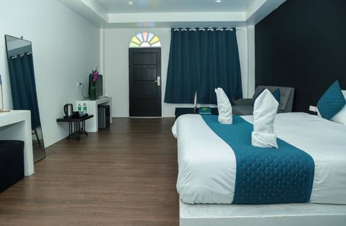 Nanai Road Hotel | Chic Boutique Hotel Patong