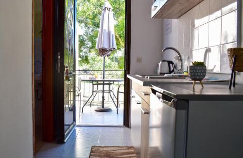 Eresos-Antissa Apartment | Chliara apartments by Tzalas