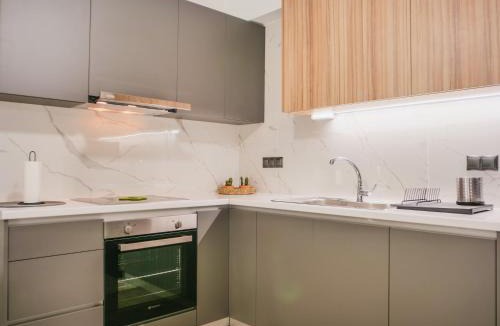 Diasella Apartment | ChriLenia Apartments2