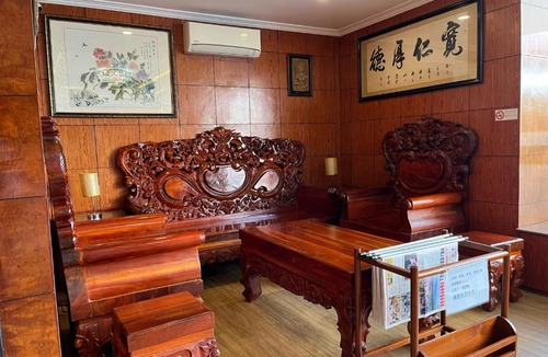 Tuol Kouk Hotel | Chung Hsin Hotel 中信酒店