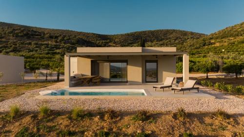 Nafplio Villa | Citrus Villa with Pool and Sea View near Nafplio