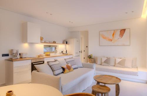 Nafplio Villa | Citrus Villa with Pool and Sea View near Nafplio