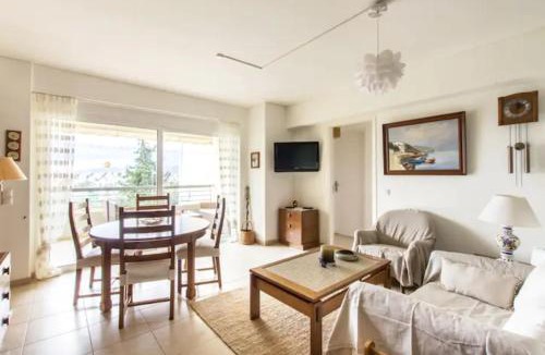 Amarousion Apartment | City apartment Mall center