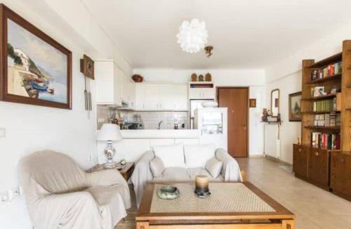 Amarousion Apartment | City apartment Mall center