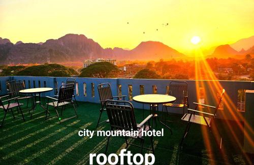 Vang Vieng Hotel | city mountain hotle