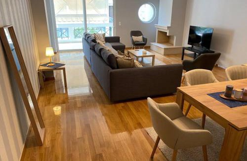 Khalandrion Apartment | Classy 3BR with 2 Bathrooms Apartment in Marousi