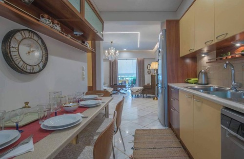 Irakleio Apartment | Classy Spacious Apartment in Irakleio, Athens