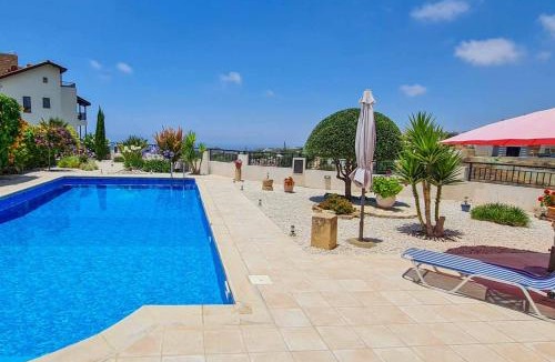 Tala Villa | Cliffside Villa