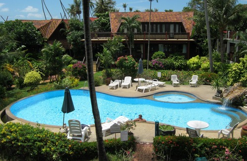 Bang Po Villa | Coconut River beach Holiday Villa