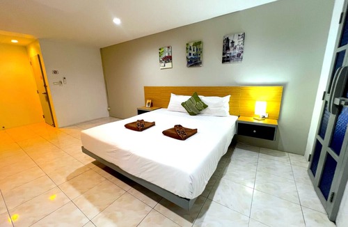 Patong Hotel | Cocoon Islanda Hotel