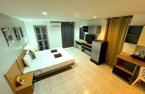 Patong Hotel | Cocoon Islanda Hotel