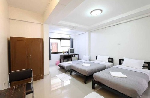 Chiang Mai Hotel | Collection O Centre Place