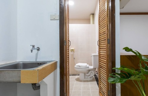 Bang Kho Laem Hotel | Collection O Howard Square Boutique Hotel