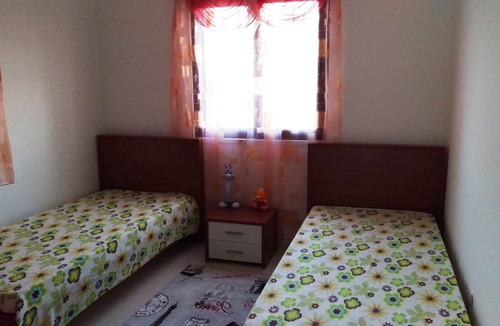 Bahceler Villa | Comfortable Holiday Villa close to Sea & Sandy Beach, Northern Cyprus. Fab!