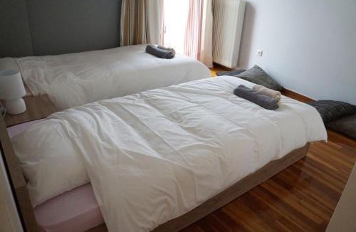 Kerameikos Apartment | Comfy Apartment With Acropolis View