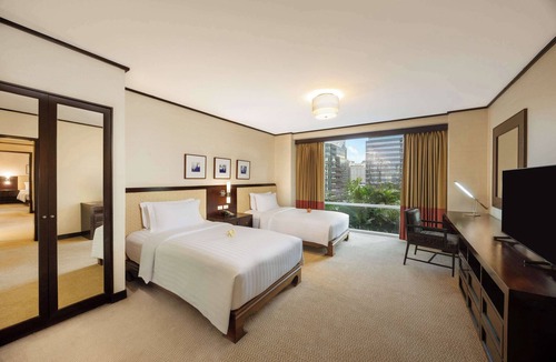 Witthayu Hotel | Conrad Bangkok Residences