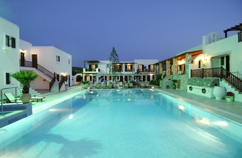 Naousa Hotel | Contaratos Beach Hotel