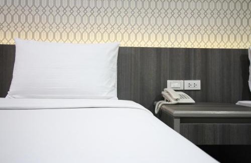 Phra Khanong Hotel | Convenient Park Bangkok