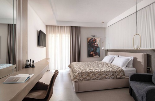 Polichrono Hotel | Core Hotel